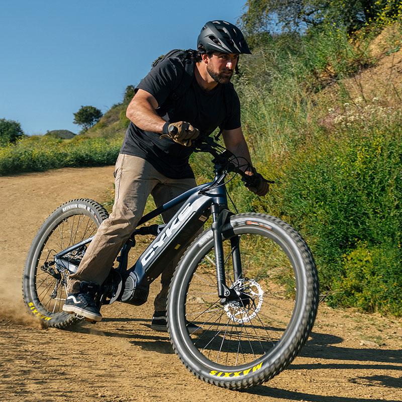 Full Suspension Electric Bike vs. Hardtail: Which One Should You Choose?