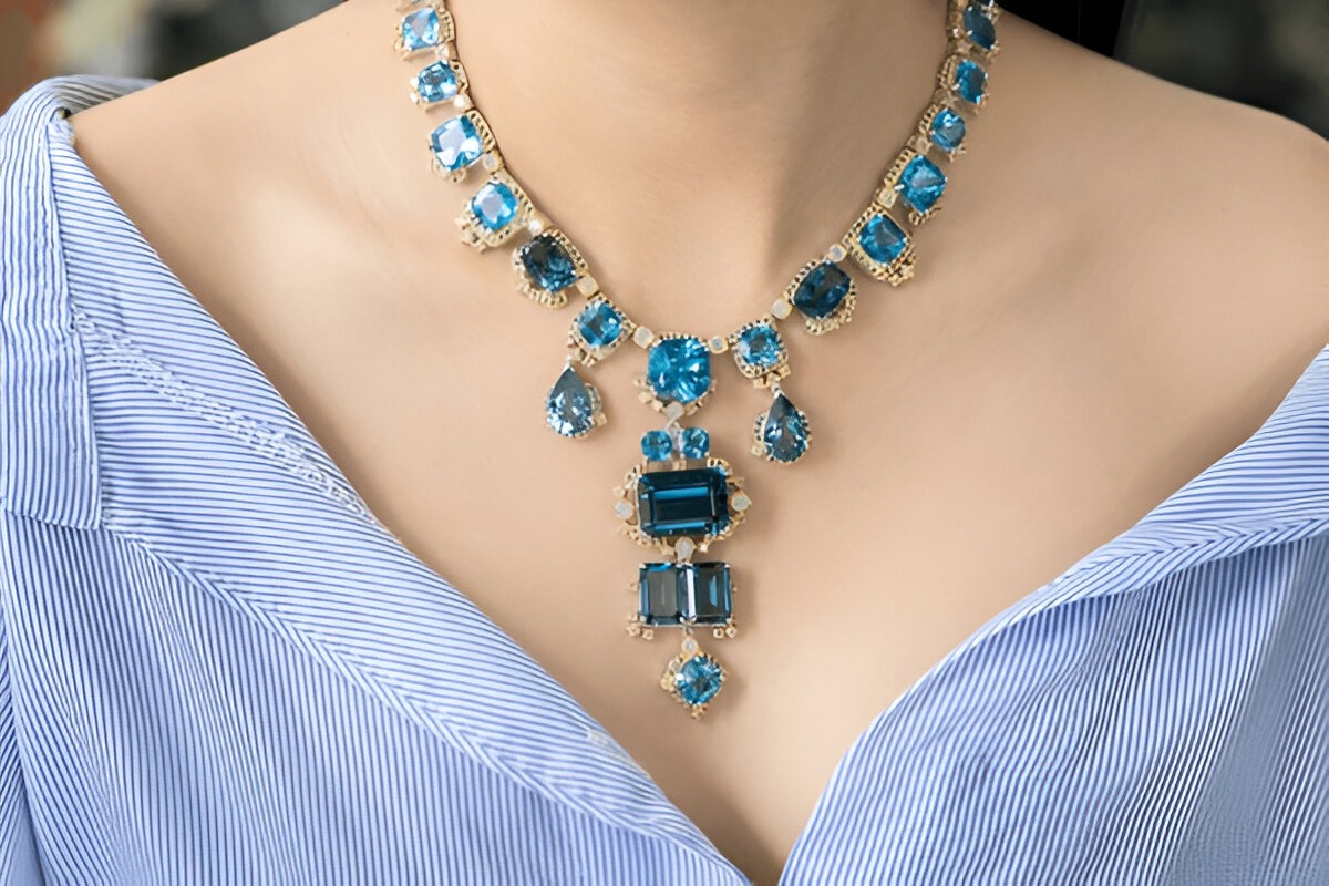 Top 10 Gemstone Jewelry Trends Dominating This Season