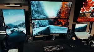 How Custom PC Builders in Australia Handle Multi-Monitor Setups