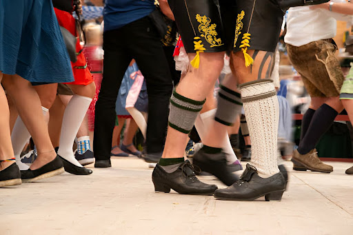 Pairing Lederhosen Socks with Your Oktoberfest Clothes – Style Tips