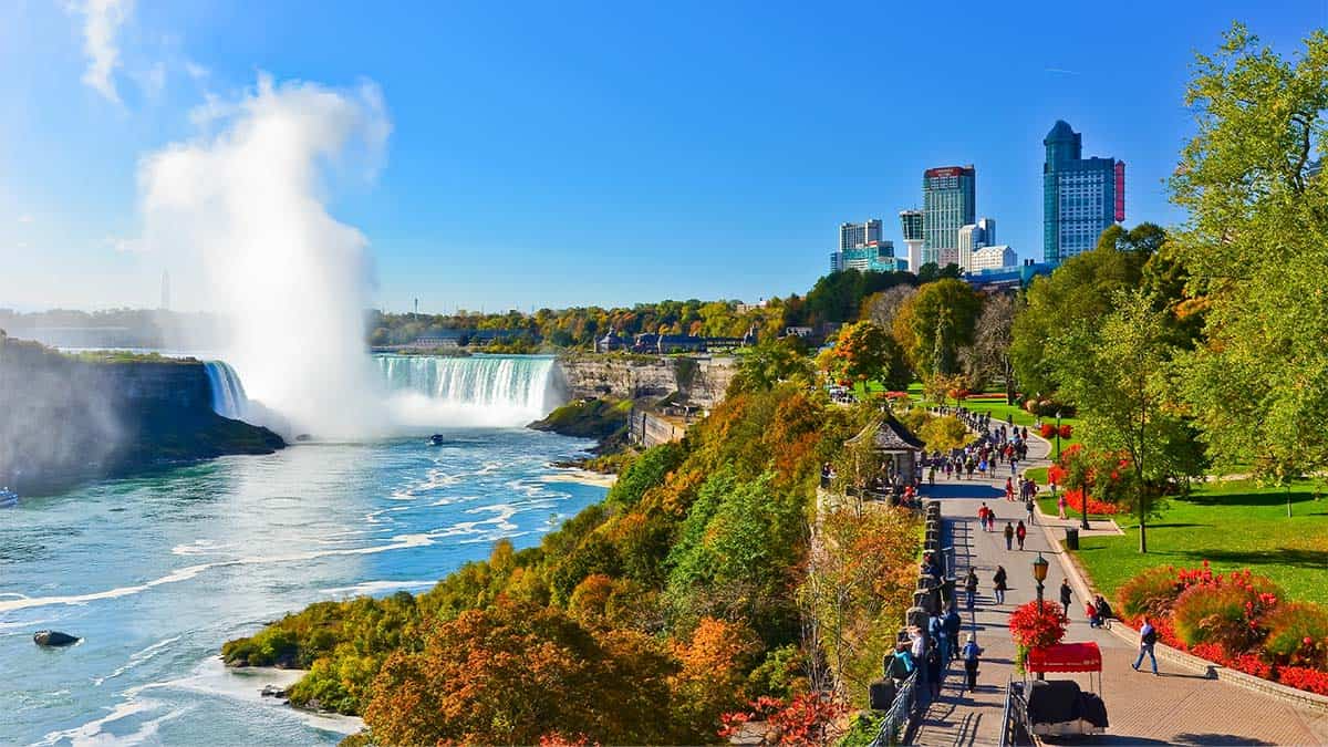 Tourist Visa for Canada from Qatar: Things to Do