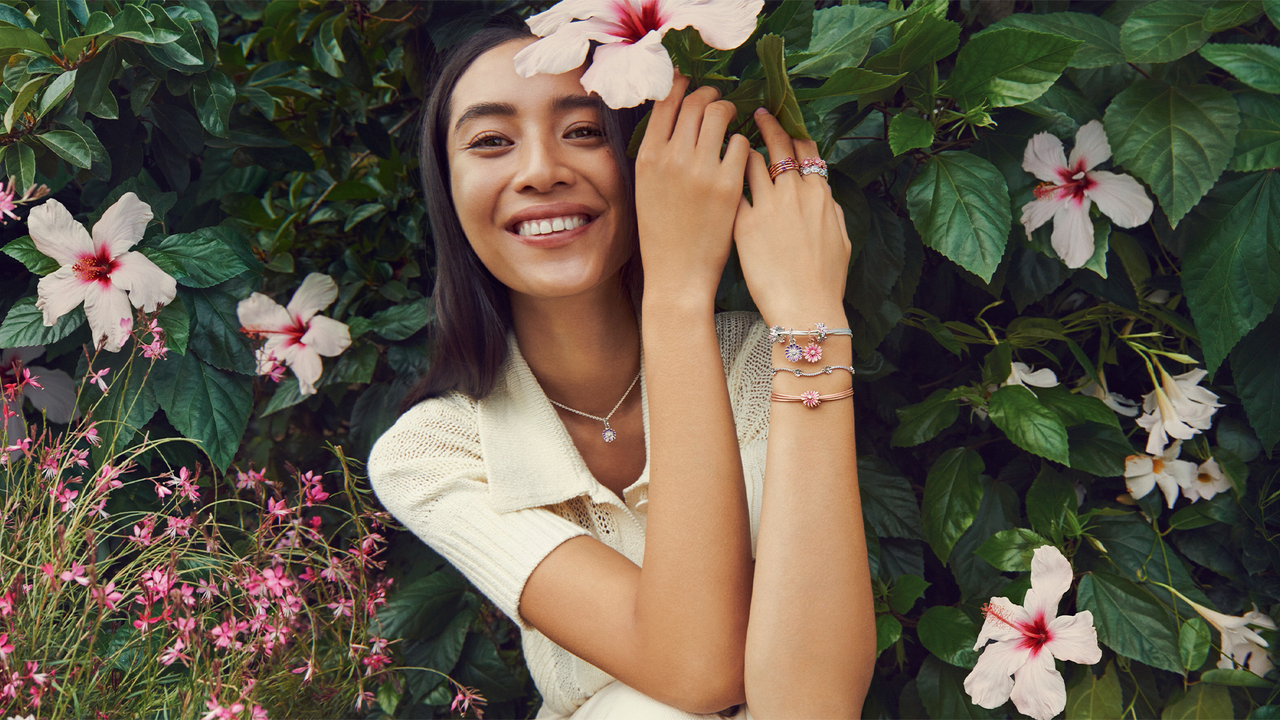 How Watches and Pandora Chains are Redefining Personal Style